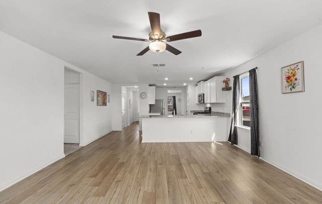 12024  Luckey Villa, San Antonio, TX 78252 — photo 10