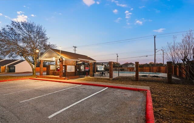 9140  Timber Path Unit UNIT 2502, San Antonio, TX 78250 — photo 23