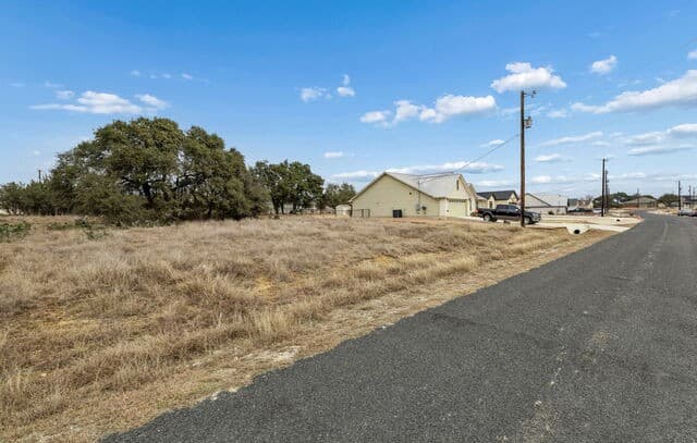 124  Hiram Cook, Blanco, TX 78606 — photo 10