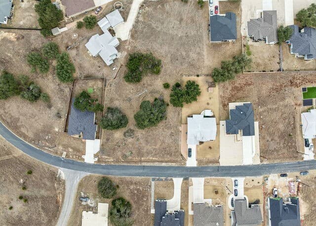 124  Hiram Cook, Blanco, TX 78606 — photo 2