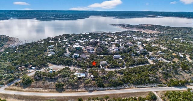 1135  Spitz Kegel View Drive, Canyon Lake, TX 78133 — photo 7