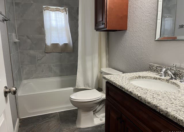 2826  Christian, San Antonio, TX 78222 — photo 11