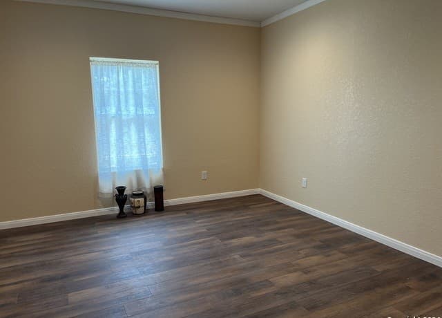 2826  Christian, San Antonio, TX 78222 — photo 13