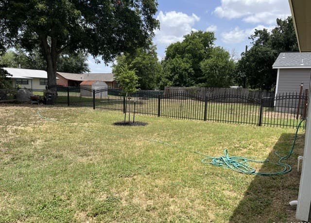 2826  Christian, San Antonio, TX 78222 — photo 19