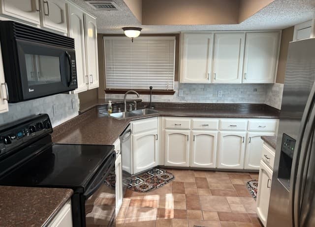 4202  Hilton Head, San Antonio, TX 78217 — photo 4