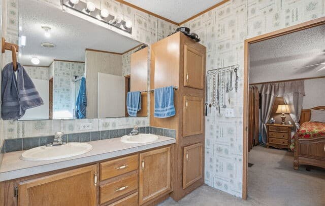 708  Mesquite, Jourdanton, TX 78026 — photo 23