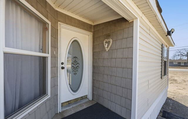 708  Mesquite, Jourdanton, TX 78026 — photo 4