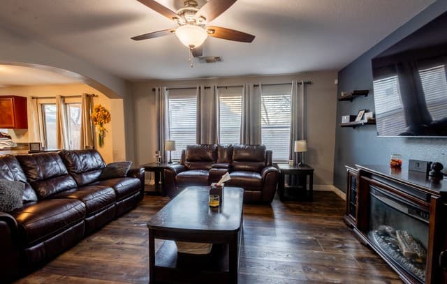 6119  Spotters Ridge, San Antonio, TX 78233 — photo 11