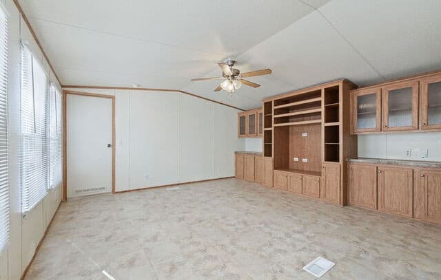 1606 Terrell, San Antonio, TX 78264 — photo 4