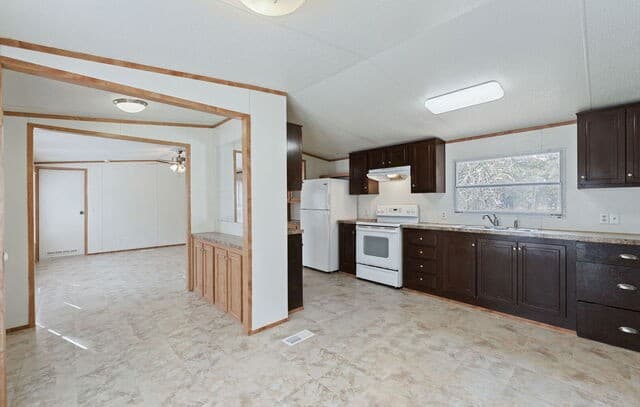 1606 Terrell, San Antonio, TX 78264 — photo 5