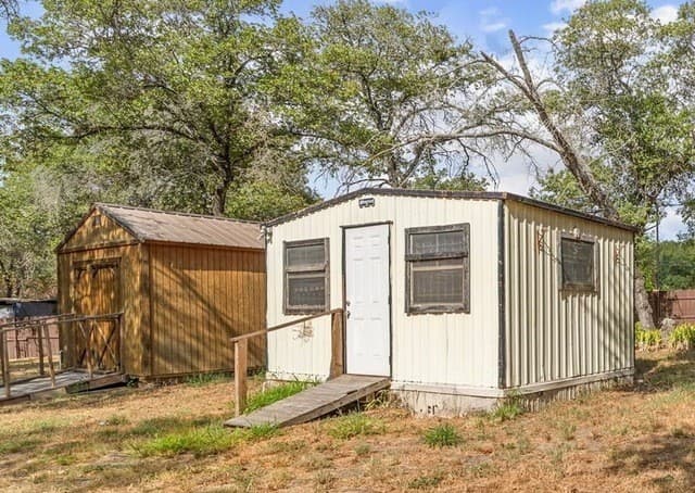 1606 Terrell, San Antonio, TX 78264 — photo 9
