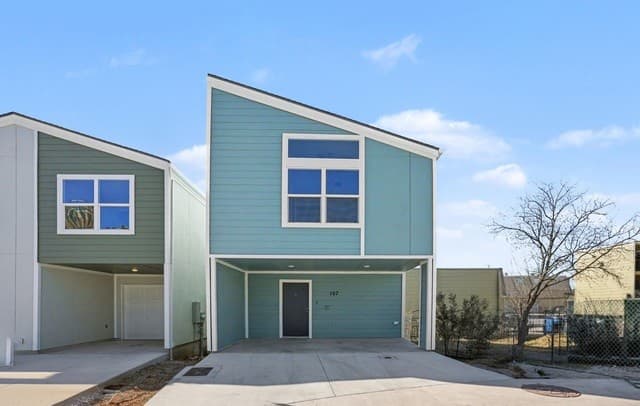 310  W Evergreen St #107, San Antonio, TX 78212 — photo 2