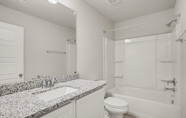 310  W Evergreen St #107, San Antonio, TX 78212 — photo 20