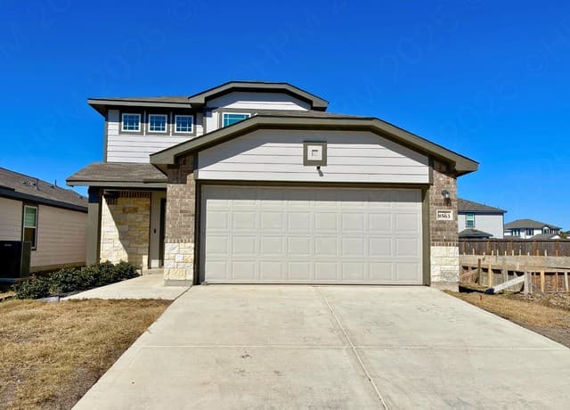 8563  Redhawk Loop