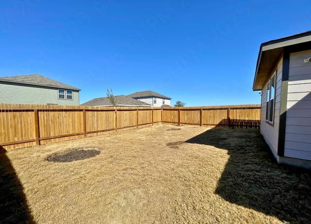 8563  Redhawk Loop, San Antonio, TX 78222 — photo 14