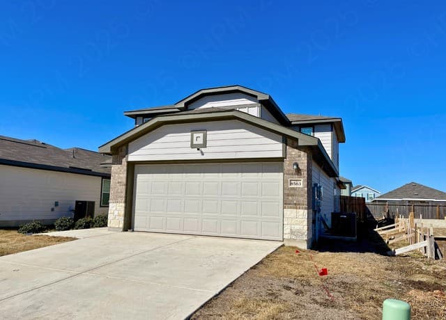 8563  Redhawk Loop, San Antonio, TX 78222 — photo 3