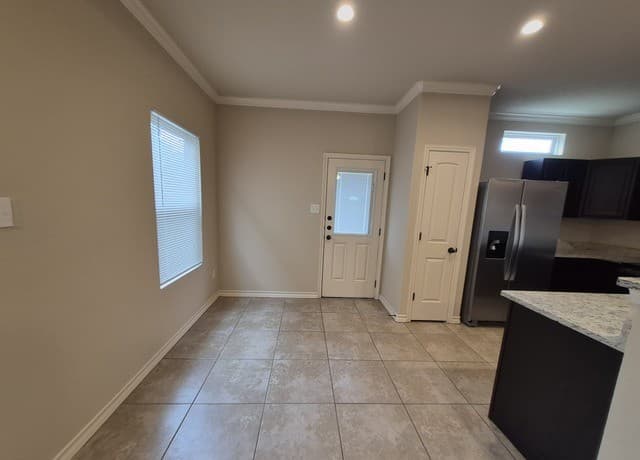 6506  Marcel Way Unit 104, San Antonio, TX 78233 — photo 5