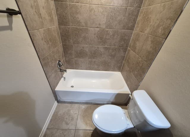 6619  Arancione Ave. Unit 102, San Antonio, TX 78233 — photo 25