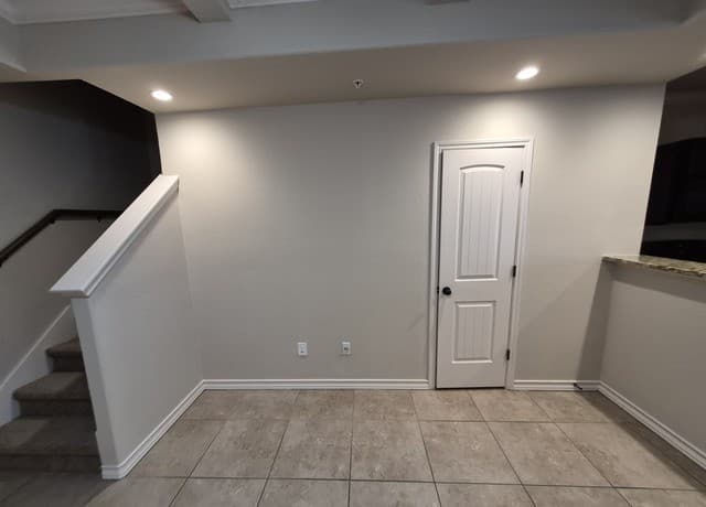 6619  Arancione Ave. Unit 102, San Antonio, TX 78233 — photo 4