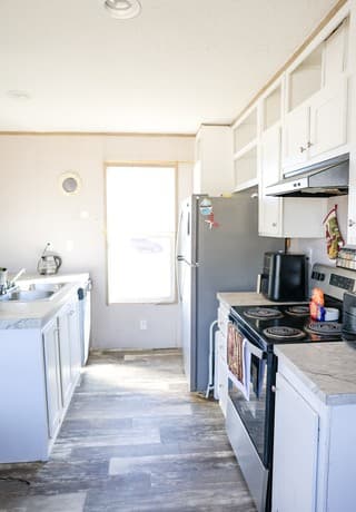 35 S Ala Blanca, Lytle, TX 78052 — photo 10