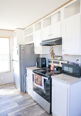 35 S Ala Blanca, Lytle, TX 78052 — photo 9