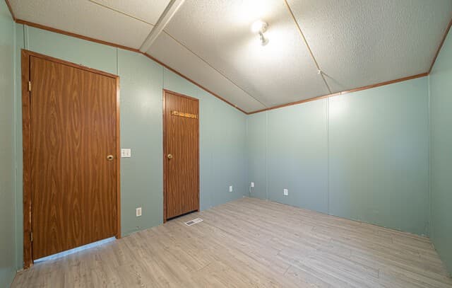 455  Old Castroville, Bandera, TX 78003 — photo 25