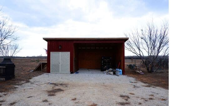 464  Cr354, Charlotte, TX 78011 — photo 7