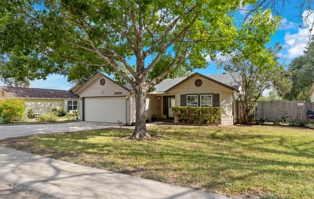 10206  Cedarbend