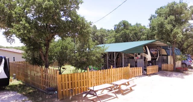 605  Lakeshore Ln, Bandera, TX 78003 — photo 7