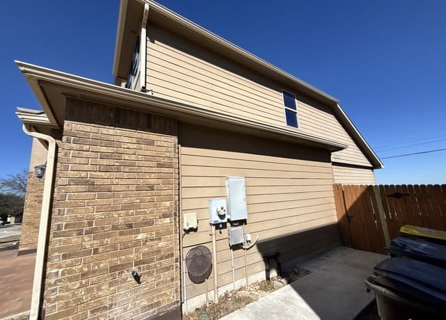 5494  Cypress Pt, Schertz, TX 78108 — photo 2