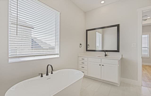 289  Lawrence Drive, Castroville, TX 78009 — photo 15