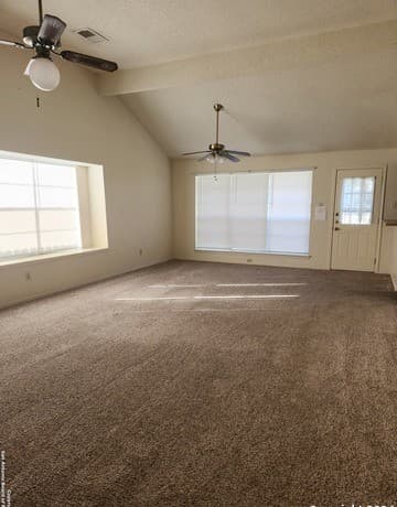 11427  Long Trail, San Antonio, TX 78245 — photo 8