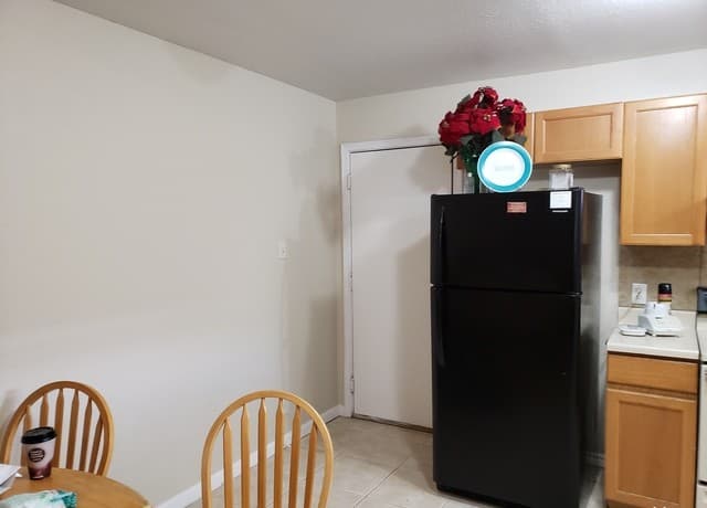 12227 - 12229  Maverick Bluff