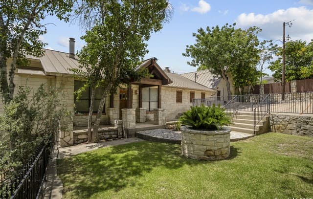 481  Private Road 2610, Mico, TX 78056 — photo 3
