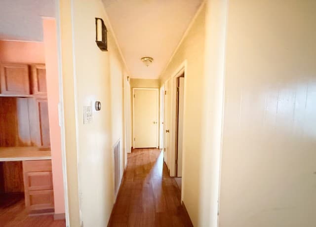 607 N Bowie, Fredericksburg, TX 78624 — photo 10