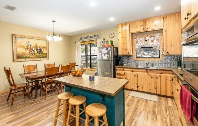 1079  County Road 357, Utopia, TX 78884 — photo 13