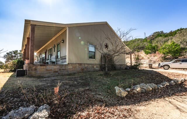 1079  County Road 357, Utopia, TX 78884 — photo 24