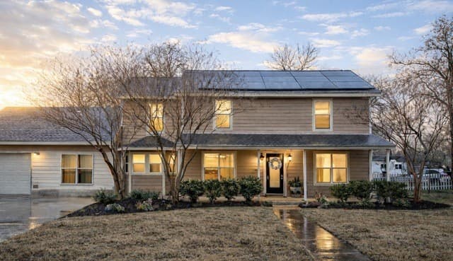 306  Flores Oaks