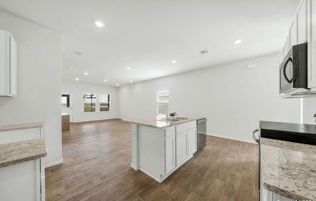 3727  Prairie Pond, San Antonio, TX 78264 — photo 9