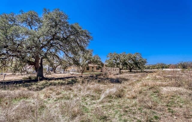 6922  Bluff Run, San Antonio, TX 78257 — photo 11
