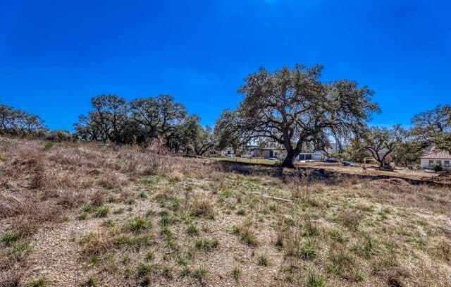 6922  Bluff Run, San Antonio, TX 78257 — photo 9