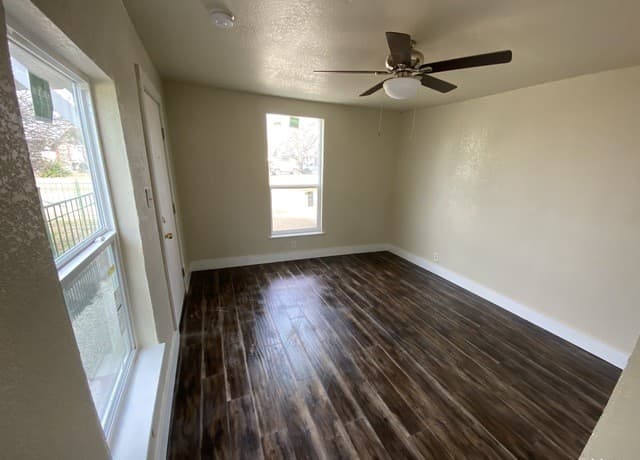 826  Schley Ave, San Antonio, TX 78210 — photo 4