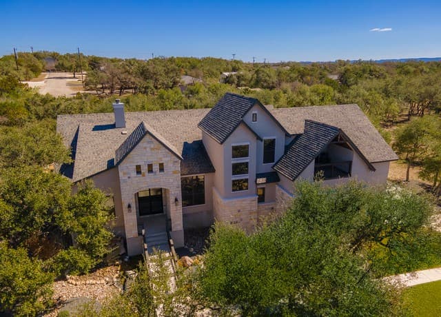 407  Havasu, Spring Branch, TX 78070 — photo 2