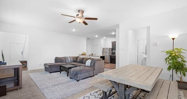 3923  Trail De Paris, New Braunfels, TX 78132 — photo 3