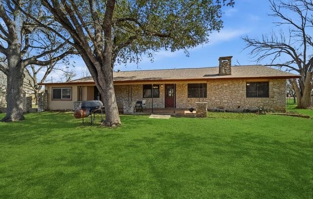 1407 Hospital Blvd, Floresville, TX 78114 — photo 5