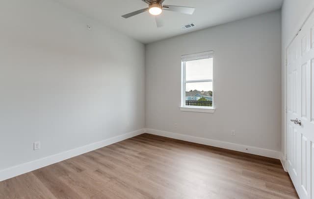 330 E Carson Unit 2302, San Antonio, TX 78208 — photo 11