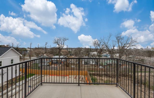 330 E Carson Unit 2302, San Antonio, TX 78208 — photo 19