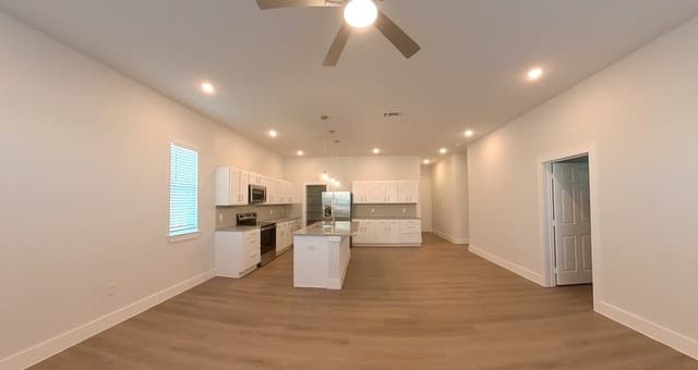 330 E Carson Unit 1202, San Antonio, TX 78208 — photo 10