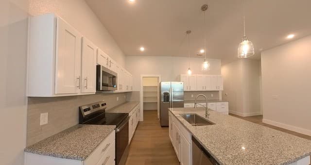 330 E Carson Unit 1203, San Antonio, TX 78208 — photo 2