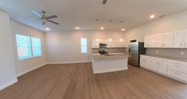 330 E Carson Unit 1203, San Antonio, TX 78208 — photo 4